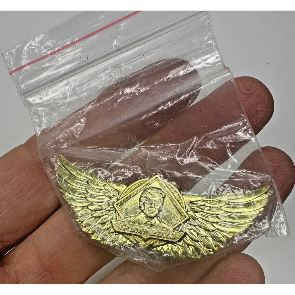 New Donald Trump 2020 Pin Wings Gold Collectible Political Republican